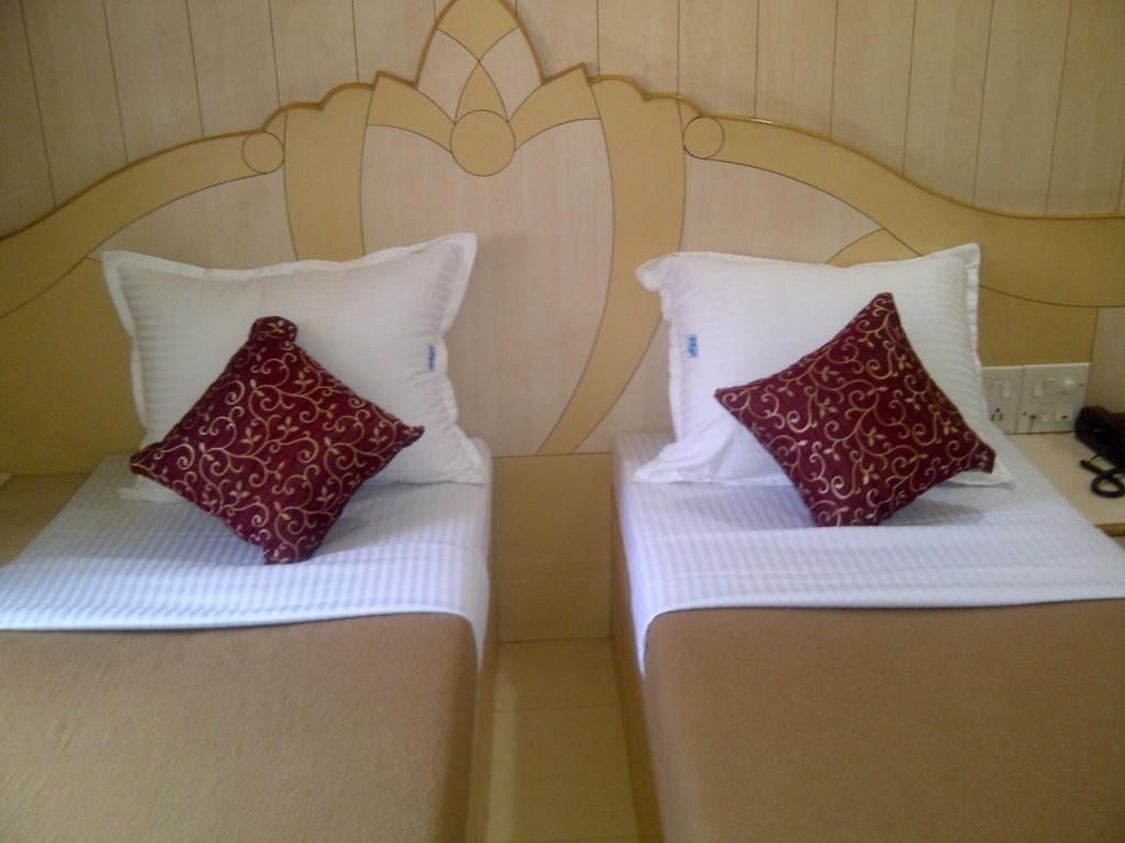 Om Sai Palace Hotel Pune Eksteriør billede
